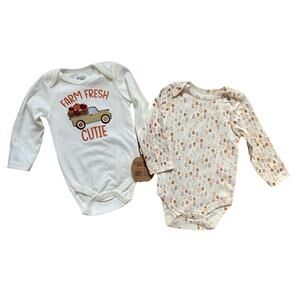 New Chick Pea Fall Long Sleeved Bodysuits- “Farm Fresh Cutie” and Leaf Bodysuit